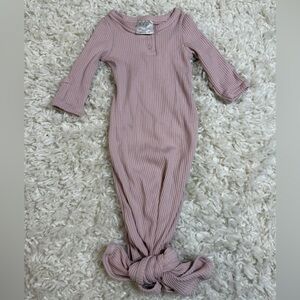 Mebie Baby Pink Ribbed Baby Gown | 0-6 months